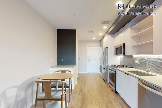 Photo - 79 Alexander St Unit SI FL3-ID3751A