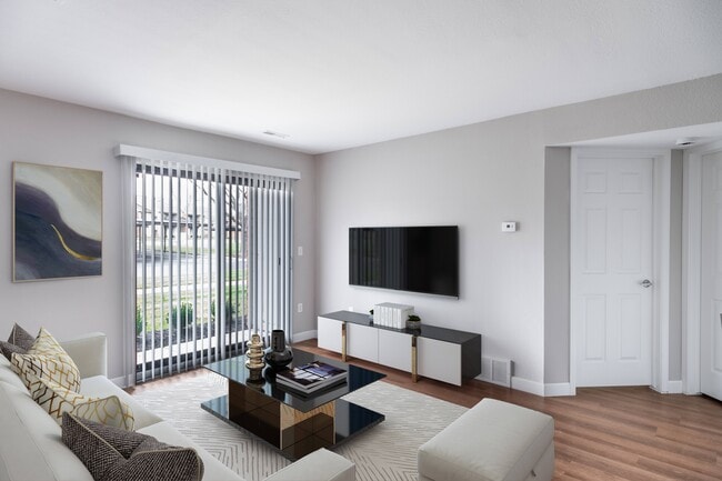 Building Photo - Oak Hill Apartments