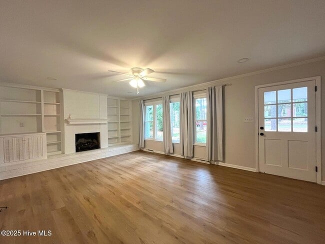 Photo - 440 E Massachusetts Ave