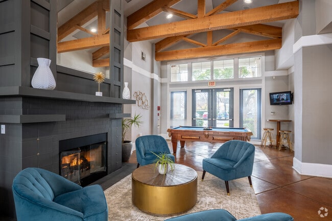 Clubhouse - Morgan Park