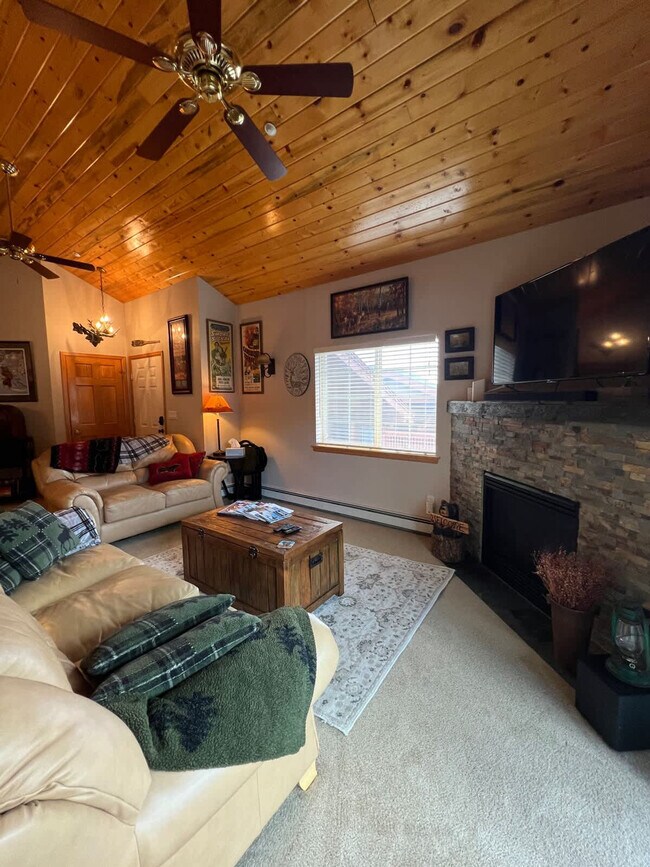 Photo - 290 Revett Dr Unit ID1387653P