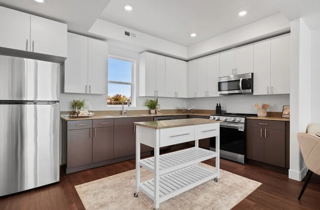 Photo - Nova by Lotus