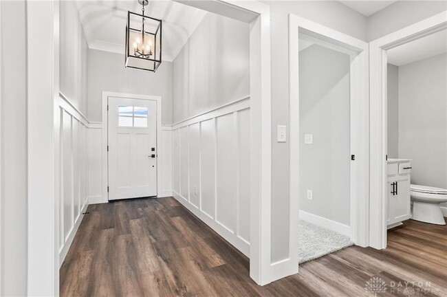 Photo - 1160 Waterloo St