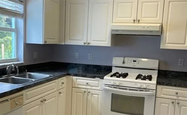 Photo - 7926 105th Ct