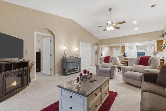 Photo - 350 Wildwood Dr S Unit 19