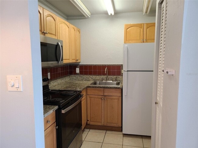Photo - 2763 Woodgate Ln Unit 207