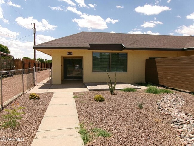 Building Photo - 5649 Cory Dr Unit A