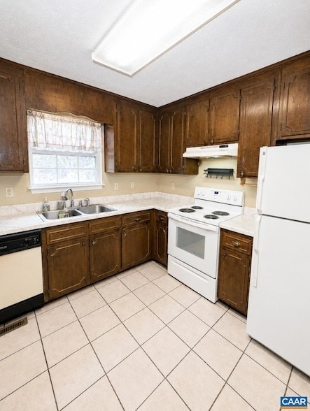 Photo - 330 Wood Dr