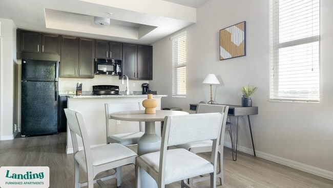 Photo - 4590 Winkler Ave Unit 03-204.1410925