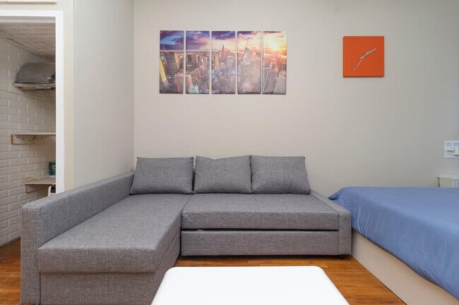 Photo - 250 E 82nd St Unit ID1060730P