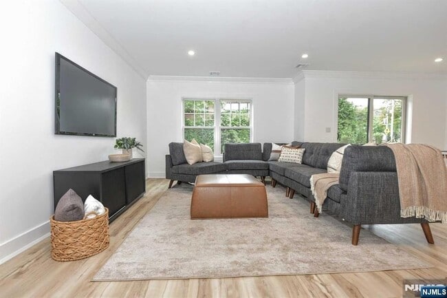 Photo - 120 Collignon Way Unit 120