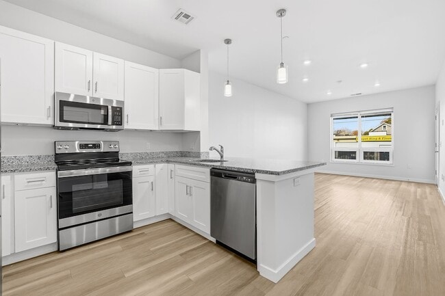 Building Photo - 71 Connecticut Ave Unit 209