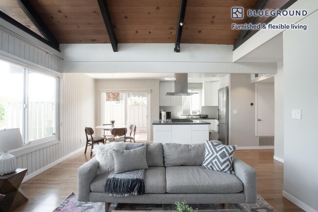 Photo - 15 Cassandra Way