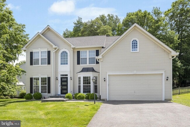 Building Photo - 6455 Saddlebrook Ln