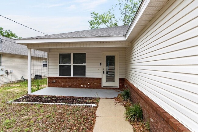 Photo - 203 8th Ave