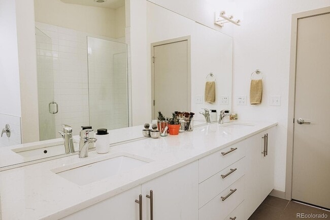Photo - 5760 W 39th Pl