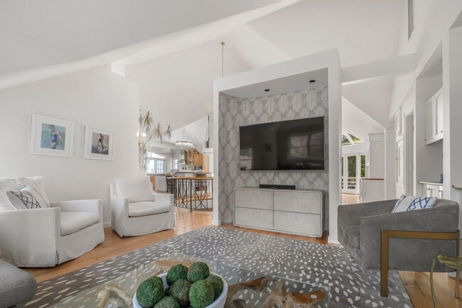 Photo - 43 Agamenticus Ave Unit ID1262031P