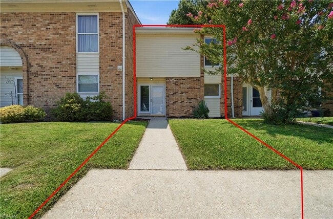 Photo - 125 Tower Dr