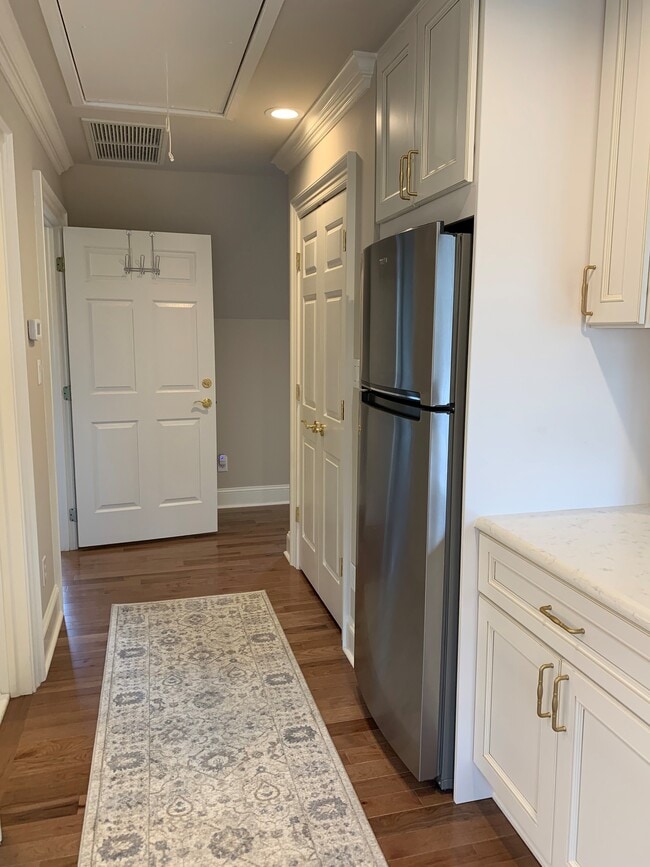 Photo - Short Term Furnished Luxury Studio Unit 1