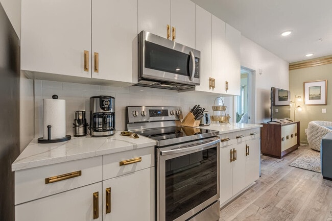 Photo - 525 Parkway Dr NE Unit ID1299405P