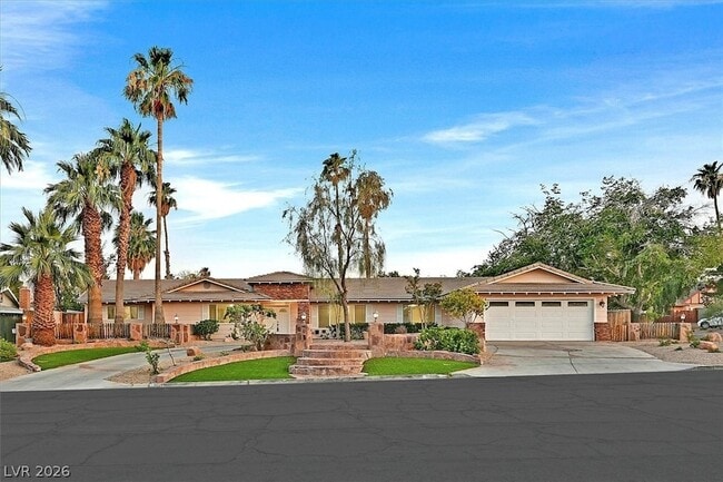 Building Photo - 3645 Forestcrest Dr