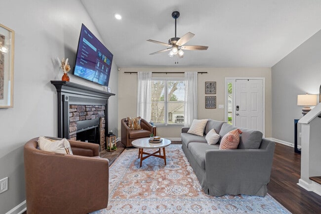 Photo - 13 Huntcliff Dr Unit ID1234829P