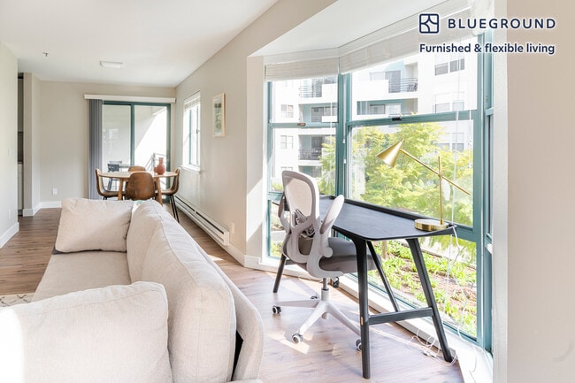 Photo - 1 Bayside Village Pl Unit FL2-ID1811