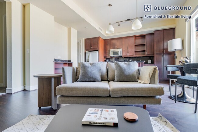 Photo - 214 Barton Springs Rd Unit FL9-ID337