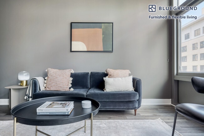 Photo - 4800 Auburn Ave Unit FL11-ID659