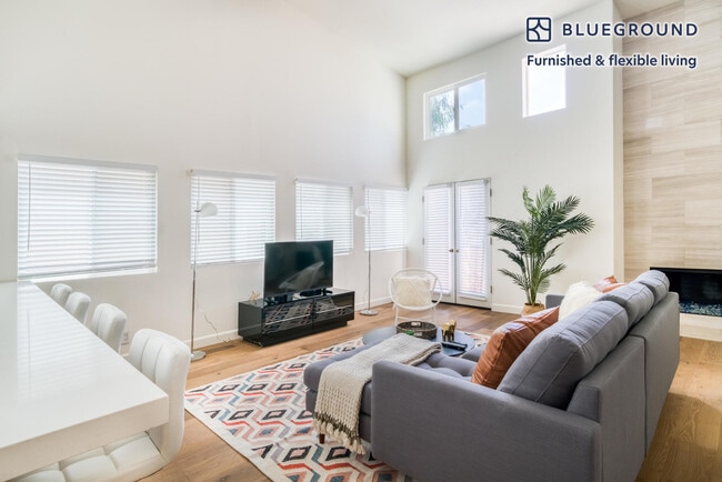 Photo - 24 Catamaran St Unit FL0-ID1149