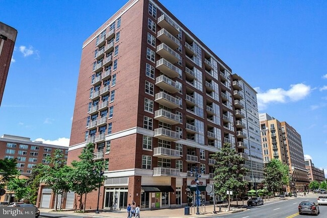 Photo - 157 Fleet St Unit 718