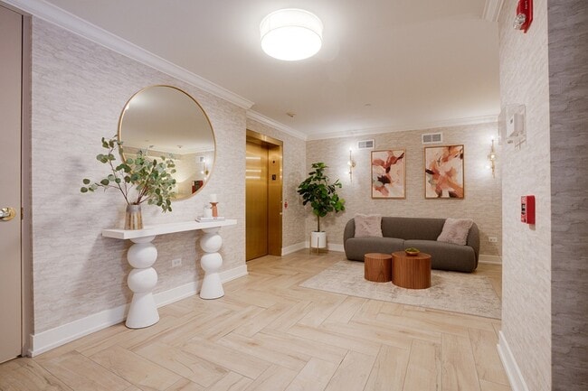 Photo - 1781 Tudor Ln Unit 308