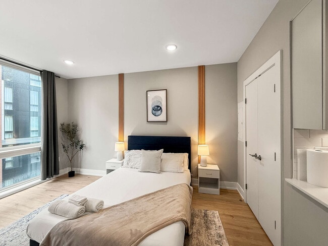 Building Photo - 626 N Delaware Ave Unit ID1055925P