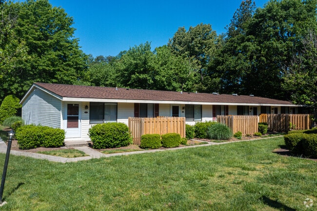 Amber Ridge Apartments - Amber Ridge Apartments ~ Boutique Cottage Style Living Meets Hassle Free Leasing