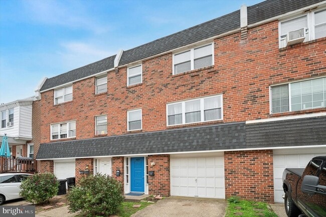 Photo - 409 Naomi St Unit 2