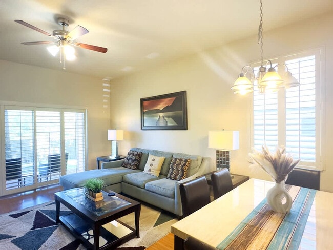 Building Photo - 3306 Calabria Ave Unit ID1261194P