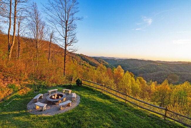 Photo - 140 Mystic Ridge Dr Unit SI ID1023350P