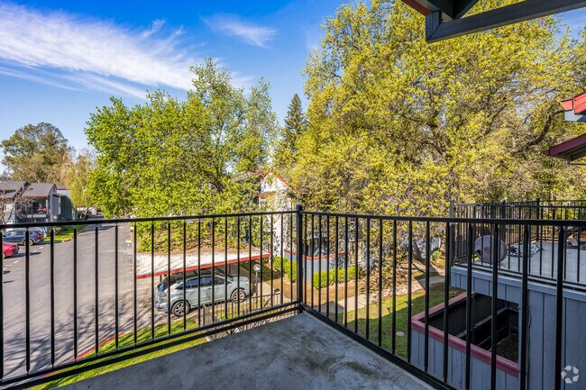 sunrise静岡 Sunrise Wood Apartments Citrus Heights, CA | CorporateHousing