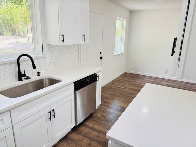 Photo - 740 Bimebella Ln