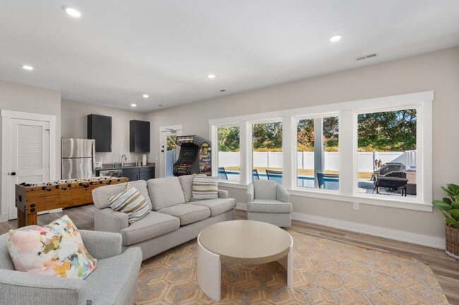 Photo - 983 Cruz Bay Ln Unit ID1355637P