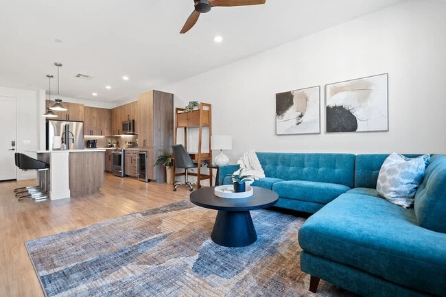 Photo - 15825 N 71st St Unit ID1380008P