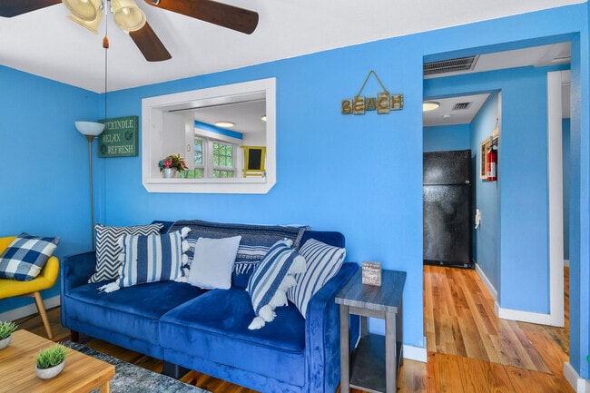 Photo - 822 N Ann St Unit ID1268440P