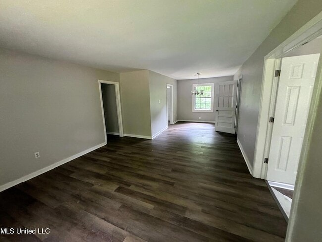 Photo - 521 N Park Ln