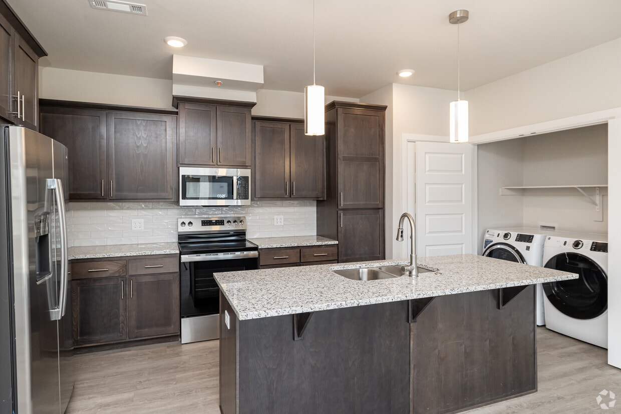 Floor Plan - 2BR/2.0BA