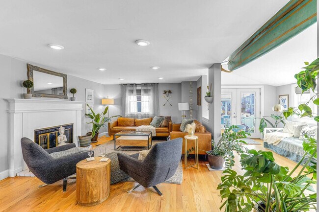 Building Photo - 32 Basin St Unit SI ID1047166P