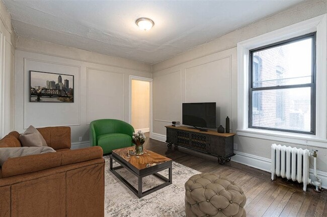 Building Photo - 429 Fairmount Ave