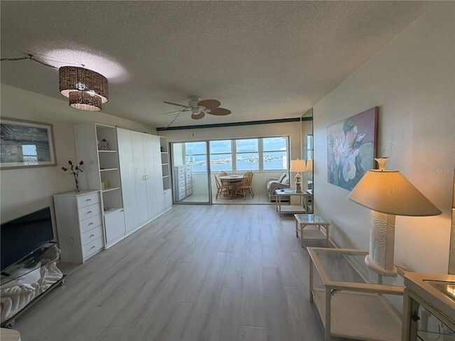 Photo - 4550 Cove Cir Unit 1205