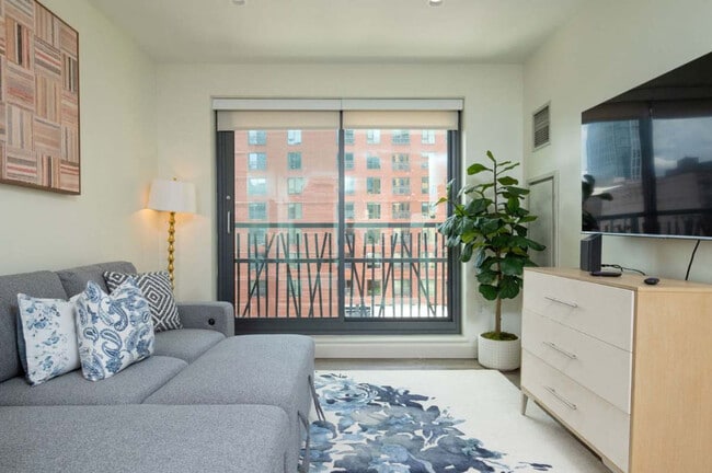 Building Photo - 1363 B Boylston St Unit GO ID1533538P