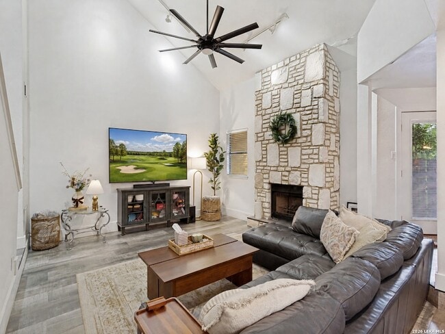 Photo - 8535 Echo Creek Ln
