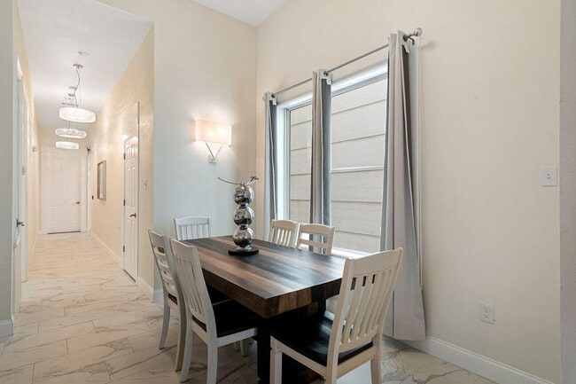 Photo - 1609 Baronne St Unit SI FL1-ID1269231P